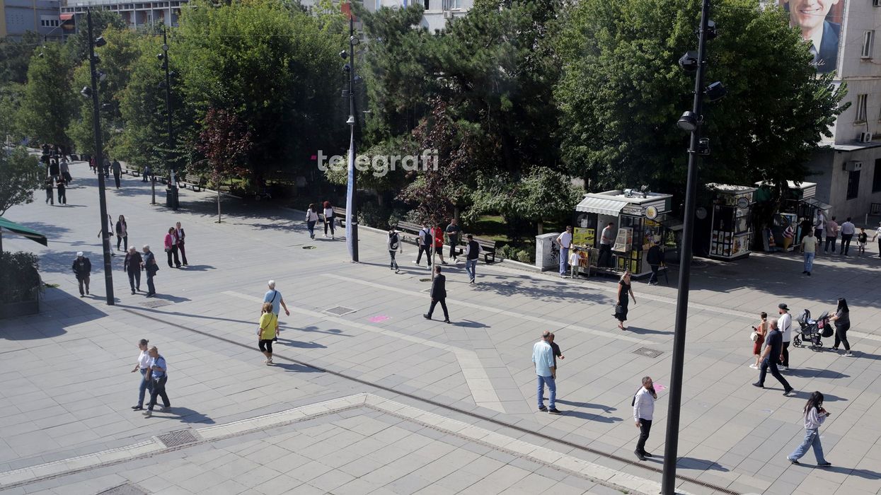 Mot me diell dhe vranët, vende-vende riga shiu Mot me diell dhe vranët, vende-vende riga shiu