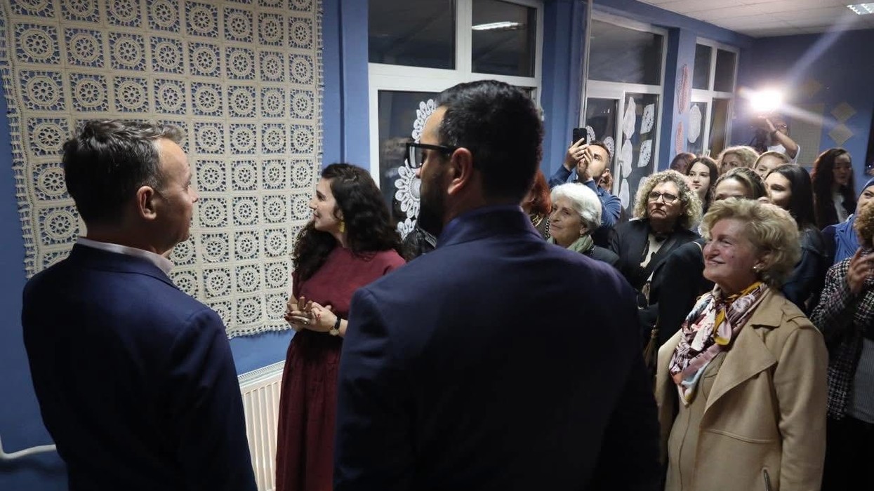 Komuna e Mitrovicës shënon Ditën Ndërkombëtare të Muzeve në Muzeun e Qytetit