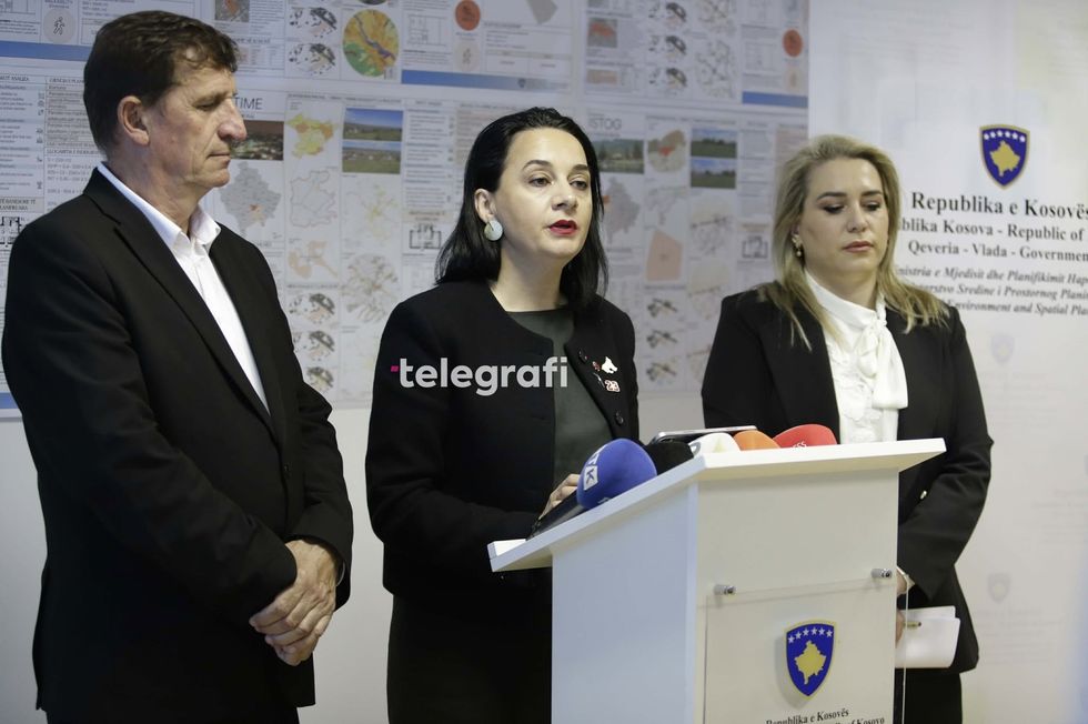 ​Pacolli ngre dyshime për keqpërdorime milionëshe të parasë publike për dy prona në Ferizaj, fton organet për hetim