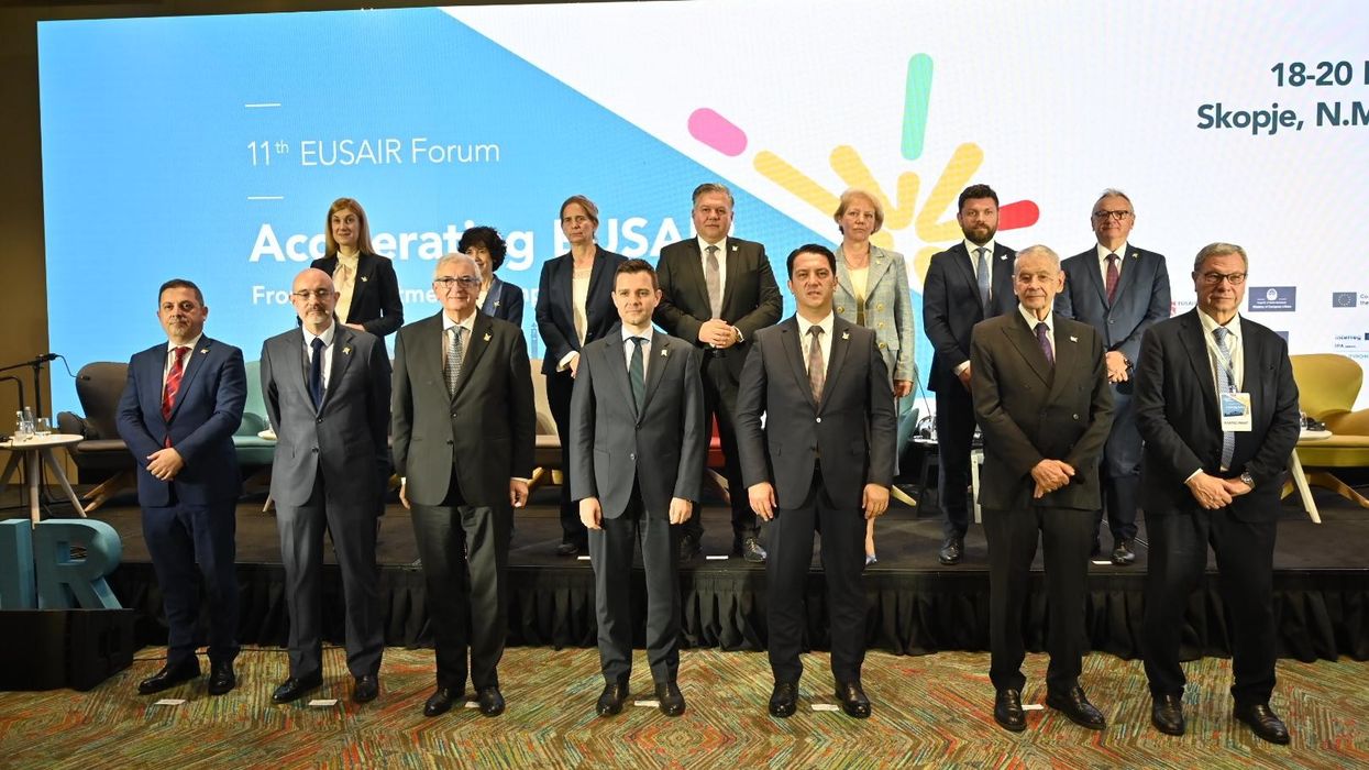 Maqedonia e Veriut përmbylli me sukses Presidencën me Iniciativën Adriatiko-Joniane dhe Strategjinë të BE-së për Rajonin Adriatiko-Jonian (EUSAIR) Maqedonia e Veriut përmbylli me sukses Presidencën me Iniciativën Adriatiko-Joniane dhe Strategjinë të BE-së për Rajonin Adriatiko-Jonian (EUSAIR)
