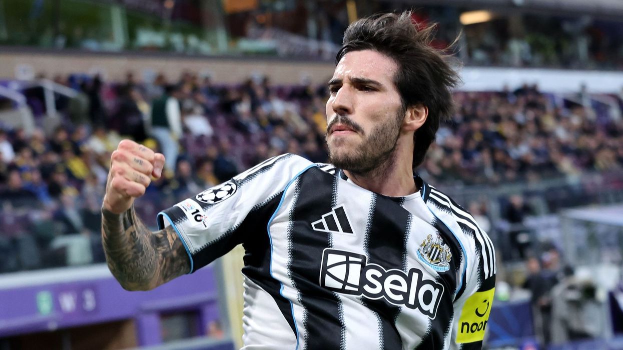 Dy gjigantët e Ligës Premier në garë për Sandro Tonalin Dy gjigantët e Ligës Premier në garë për Sandro Tonalin