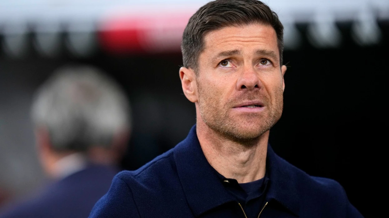Zbulohet arsyeja pse Liverpooli vendosi kundër emërimit të Xabi Alonsos si trajner
