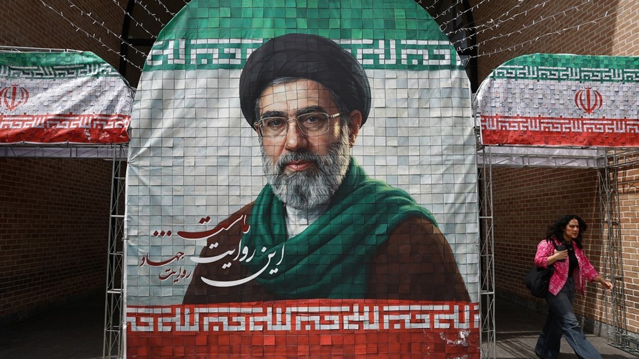 Udhëheqësit iranianë përballen me 'barrë më të rëndë' në luftë, pranon udhëheqësi suprem