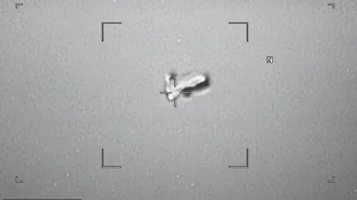 Dosjet tepër sekrete qeveritare zbulojnë për herë të parë një takim të habitshëm me UFO-t dhe 13 aeroplanë luftarakë