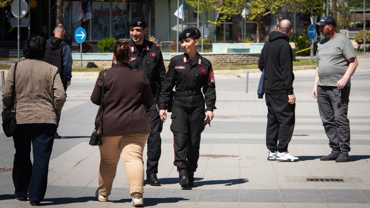 Karabinierët vazhdojnë patrullimin në Mitrovicë të Veriut