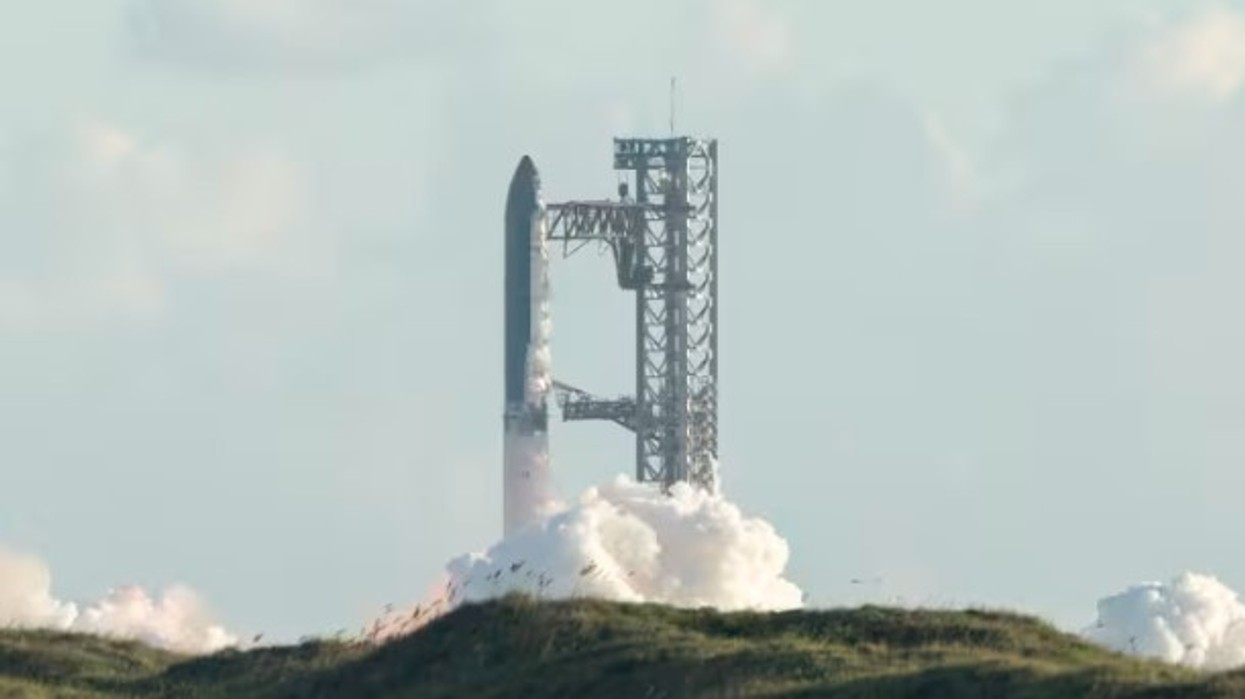 SpaceX shtyn lëshimin e Starship pas problemit teknik, planifikon tentim të ri