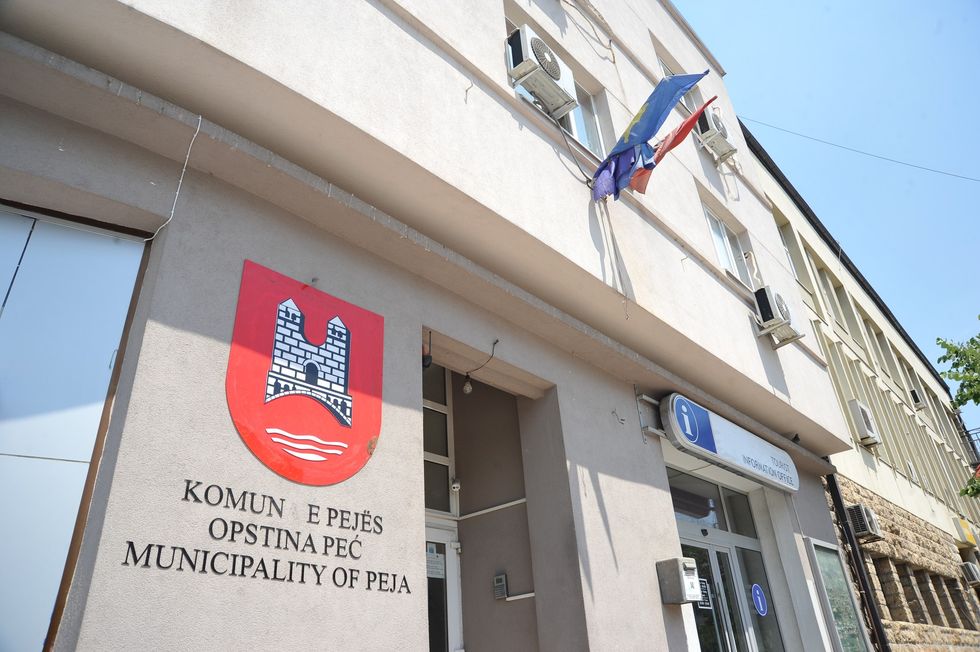 Komuna e Pejës hap thirrje për 65 traktorë me bashkëfinancim