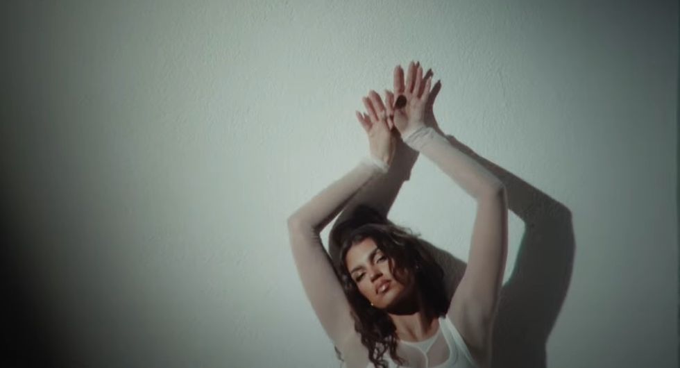 Këngëtarja Donna Dafi pushton skenën ndërkombëtare: “Touch Me Like That” shpallet videoklipi i javës nga Berlin Music Video Awards