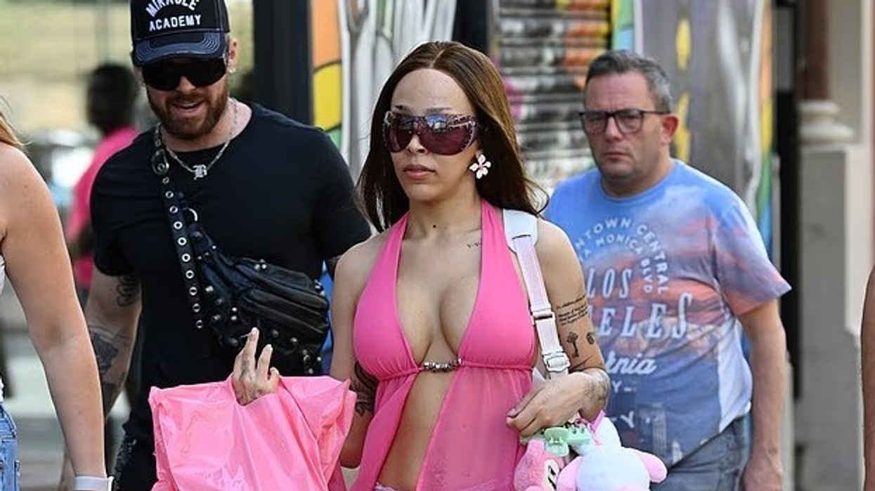 Doja Cat tërhoqi gjithë vëmendjen në Manchester me paraqitjen e saj provokuese, vetëm pak orë para koncertit