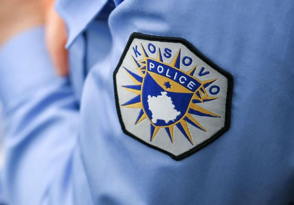 Shtetasi i Serbisë sulmoi fizikisht dy të mitura në Leposaviq, largohet në drejtim të panjohur