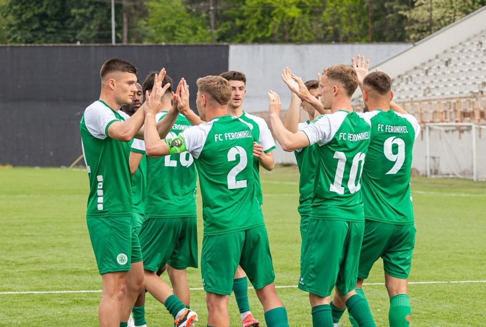 Feronikeli ’74 triumfon ndaj Ramiz Sadikut dhe promovohet në Superligën e Kosovës