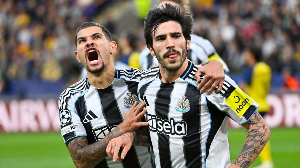 Man Utd nuk humb kohë, afër marrëveshjes me Newcastle për yllin e skuadrës
