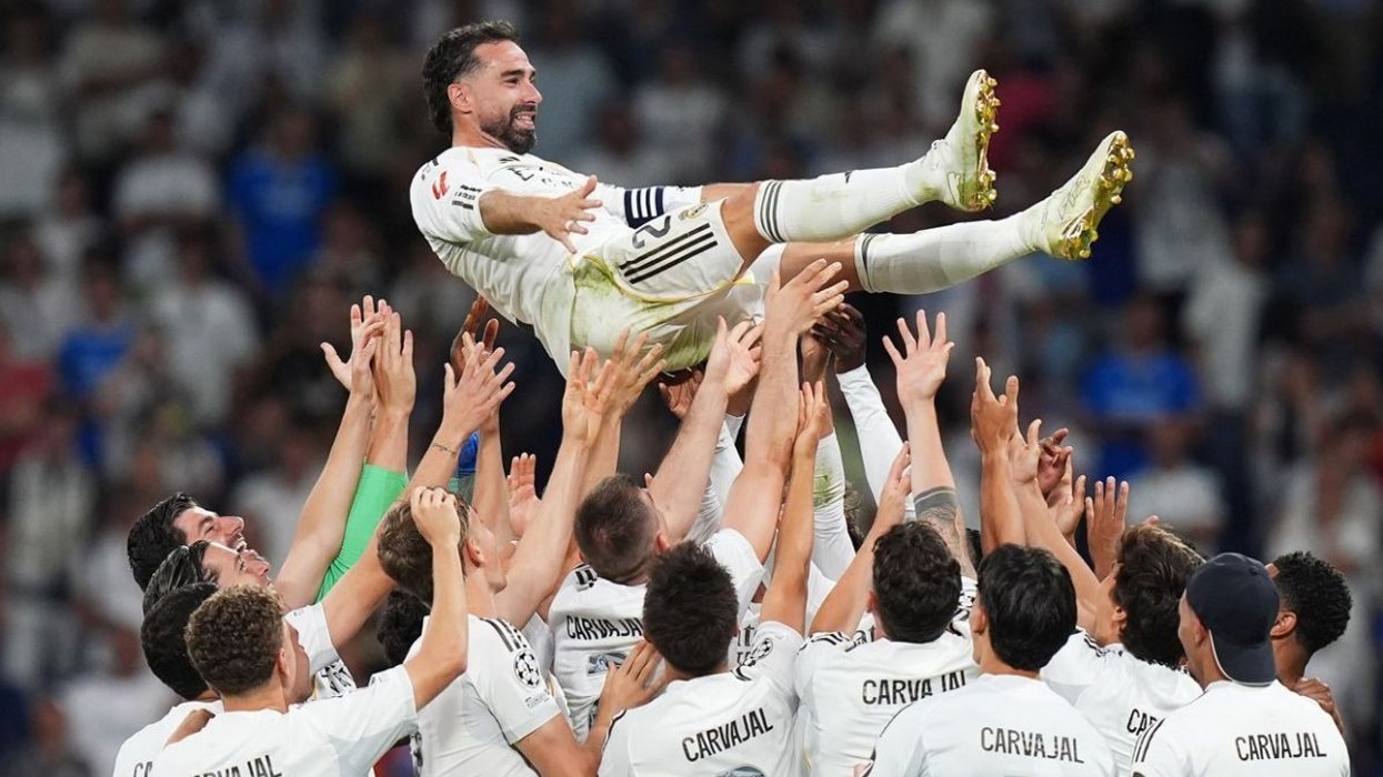 Lamtumirë emocionuese në Santiago Bernabeu: Dani Carvajal i jep fund karrierës te Reali