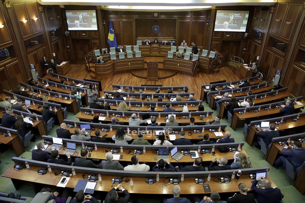 Gratë po sigurojnë mandate përmes votës, por burrat vazhdojnë dominimin në Kuvend