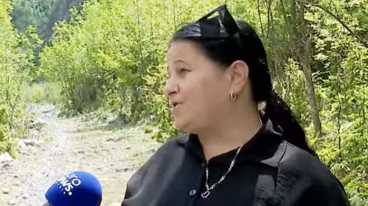 Nëna e Mirel Çokajt: Ai nuk i kishte as 100 lekë borxh kujt, atë e zhdukën në mal…