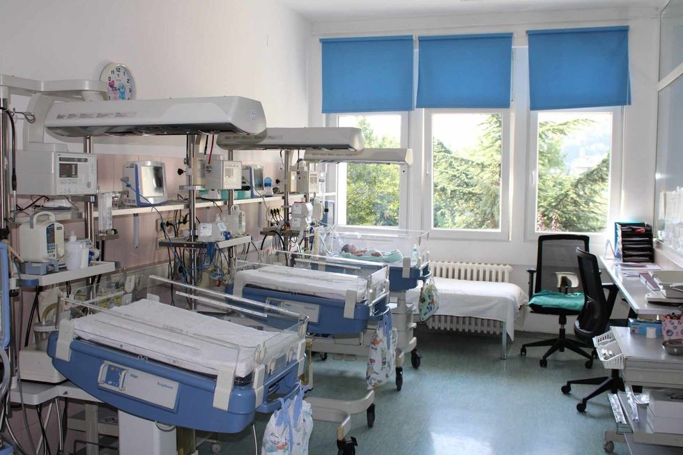 28 foshnje lindën brenda një jave në Spitalin e Pejës, mbi 2,900 vizita specialistike