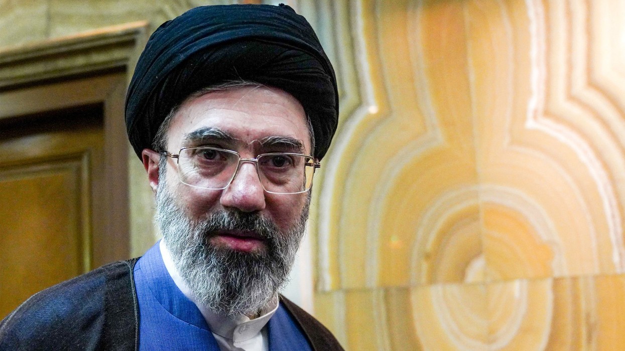 Udhëheqësi suprem i Iranit thotë se SHBA-të nuk do të kenë më një strehë të sigurt në rajonin e Gjirit