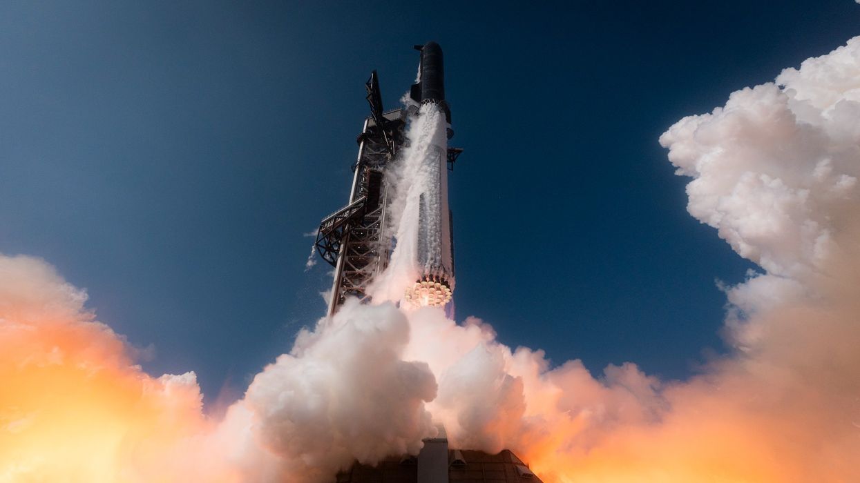 SpaceX testoi Starship, sukses në orbitë dhe përfundim dramatik në Oqeanin Indian SpaceX testoi Starship, sukses në orbitë dhe përfundim dramatik në Oqeanin Indian