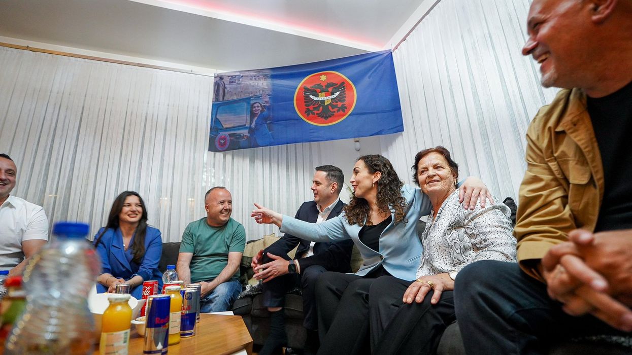 Abdixhiku e Osmani te familja e veteranit të UÇK-së dhe themeluesit të LDK-së Abdixhiku e Osmani te familja e veteranit të UÇK-së dhe themeluesit të LDK-së