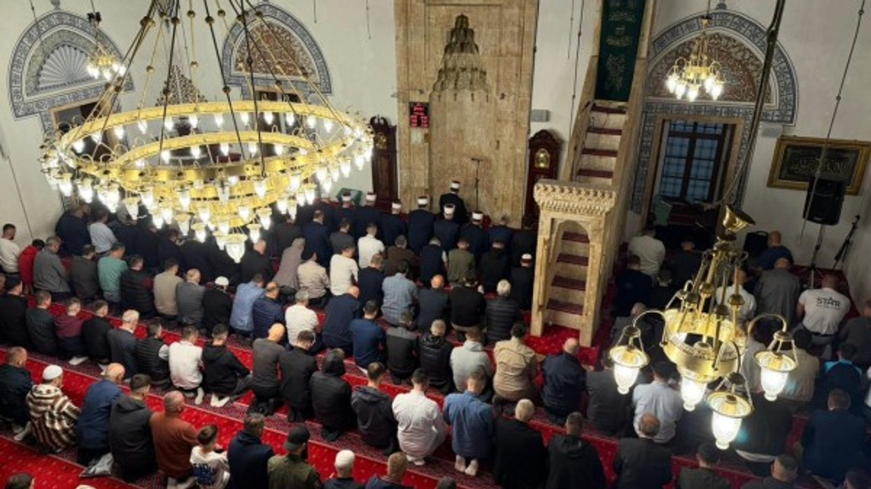 Sot besimtarët myslimanë kremtojnë Kurban-Bajramin