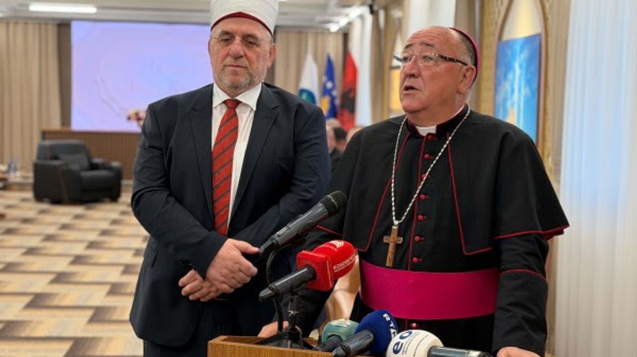 Pas Tërnavës edhe ipeshkvi Dodë Gjergji me apel për politikanët: Mendoni për të ardhmen, jo për pushtetin Pas Tërnavës edhe ipeshkvi Dodë Gjergji me apel për politikanët: Mendoni për të ardhmen, jo për pushtetin