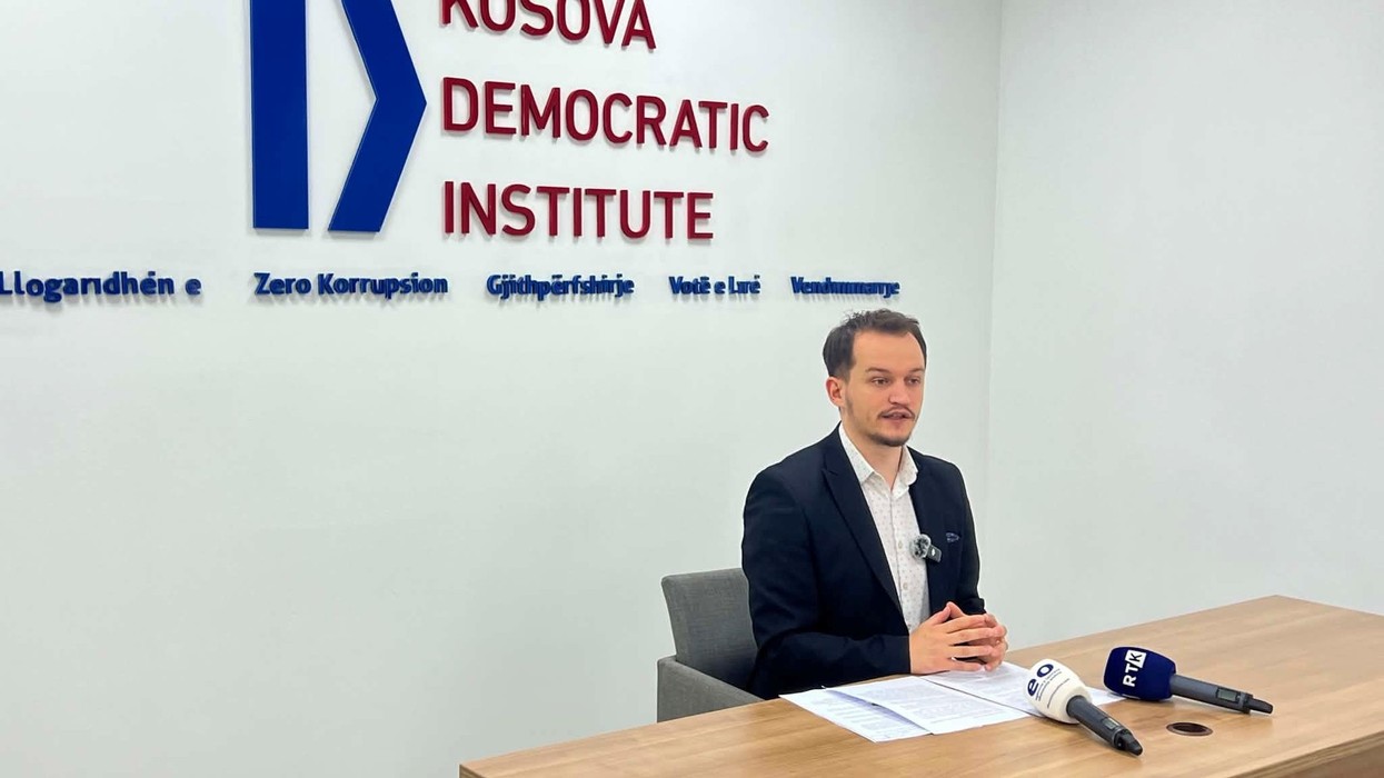 DnV fton subjektet politike të respektojnë standardet e garës dhe të fokusohen në debat përmbajtësor