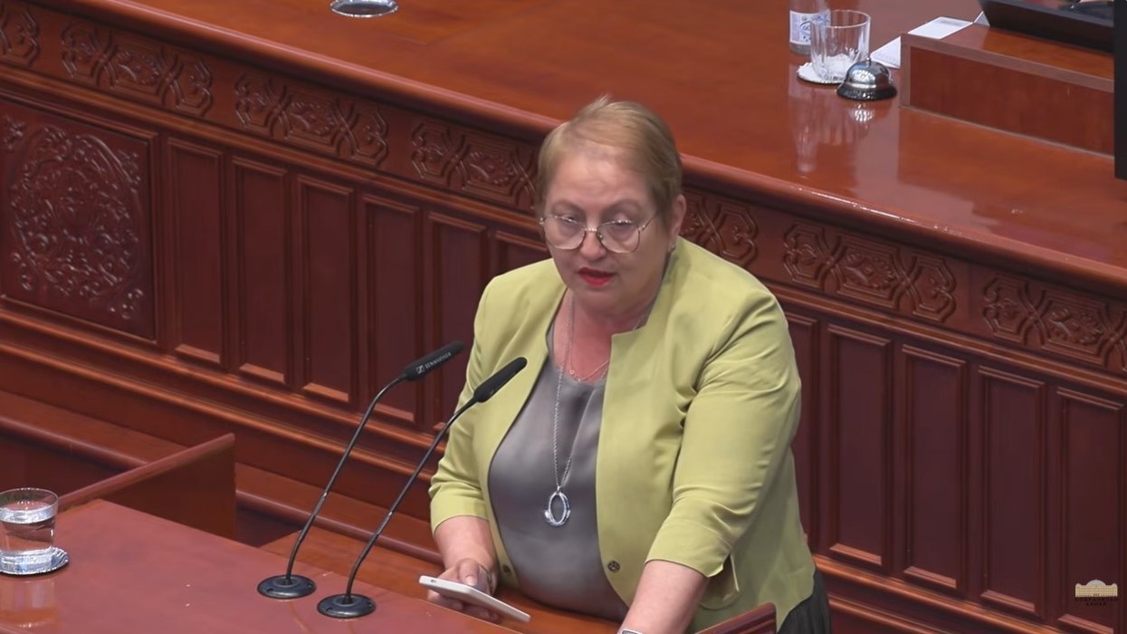 Janevska: Numri i nxënësve është ulur, por të gjithë mësimdhënësit i kanë vendet e tyre të punës