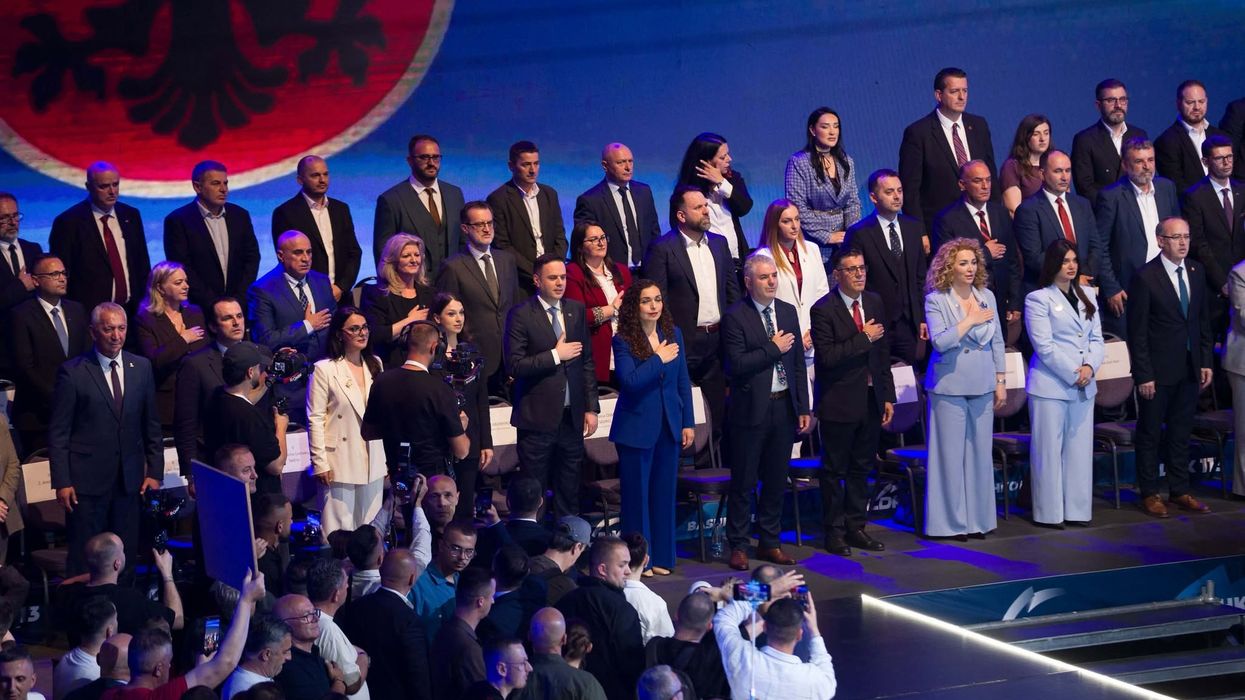“Bashkohuni”: Vjosa Osmani hap fushatën e LDK-së me thirrje për unitet kombëtar dhe rikthim te Rugovizmi “Bashkohuni”: Vjosa Osmani hap fushatën e LDK-së me thirrje për unitet kombëtar dhe rikthim te Rugovizmi