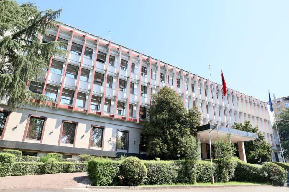 Shqipëria dënon sulmin me dron rus në Rumani