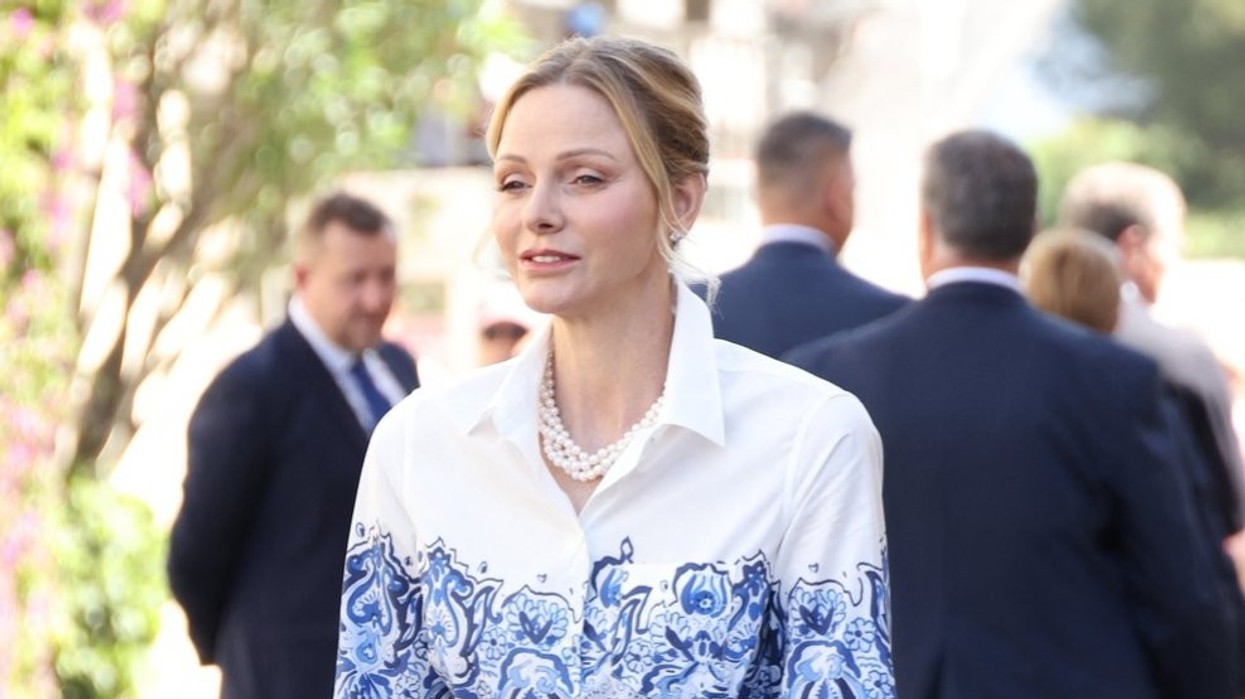 Këpucët më elegante të sezonit janë kthyer: Princesha Charlene tregoi pse duken kaq bukur edhe në të bardhë
