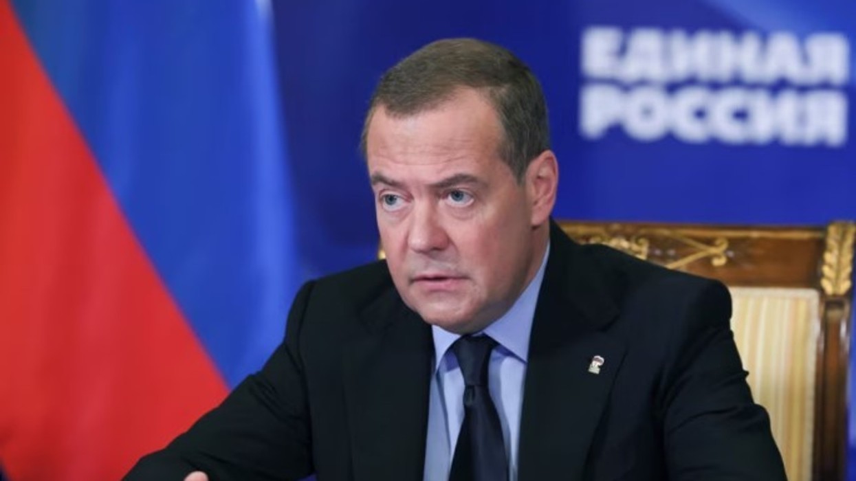 Ish-presidenti rus për sulmin në Rumani: Ky është vetëm fillimi