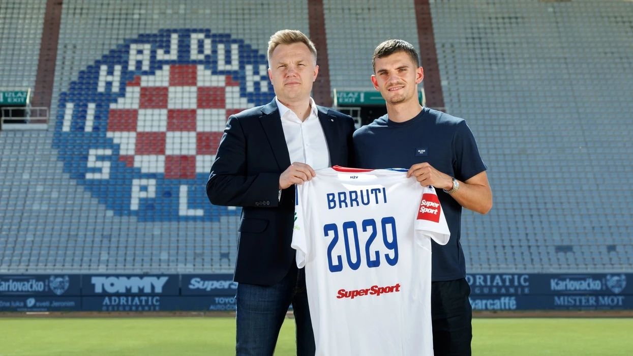 Zyrtare: Etnik Brruti, futbollisti më i ri i Hajduk Splitit
