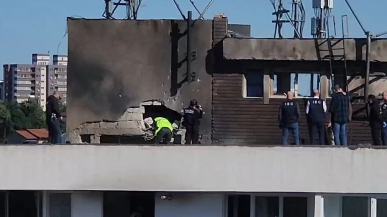Pamje nga Rumania, pallati i dëmtuar pas goditjes nga droni rus