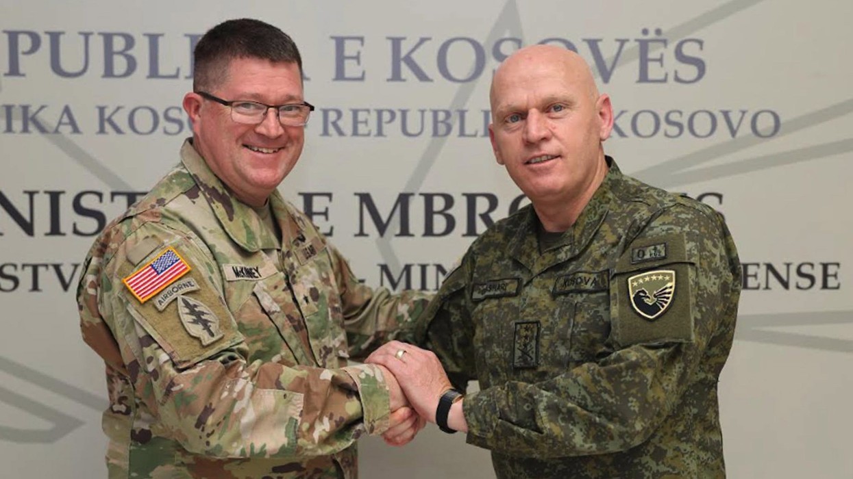 McKinney viziton Kosovën, theksohet bashkëpunimi në fushën e sigurisë