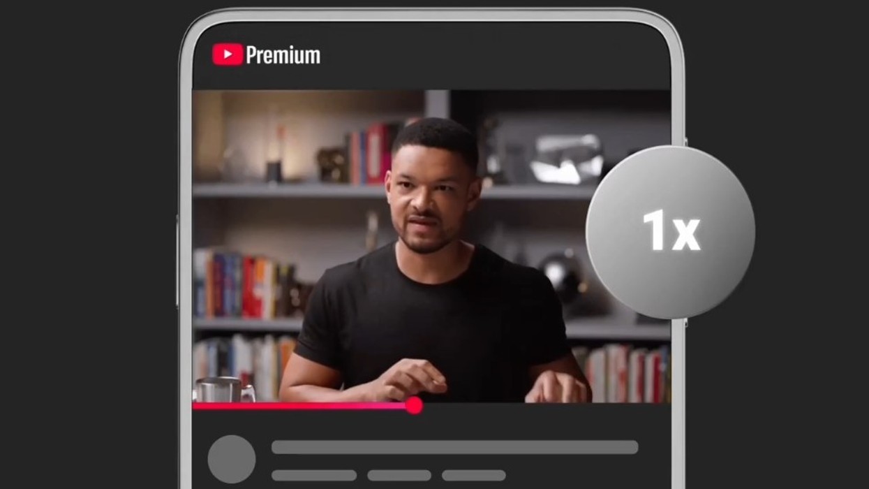 YouTube me opsionin e përshpejtimit automatik të pjesëve të mërzitshme të videove