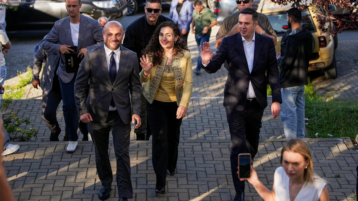 LDK vazhdon fushatën, Osmani dhe Abdixhiku me tubime në pesë qytete të Kosovës