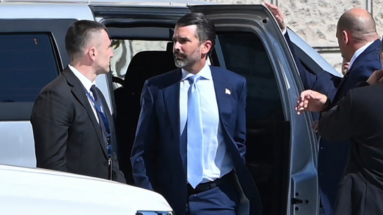 Pse një miliard dollarë në kontrata energjetike në Ballkan po shkojnë te një kompani e panjohur e lidhur me Donald Trumpin