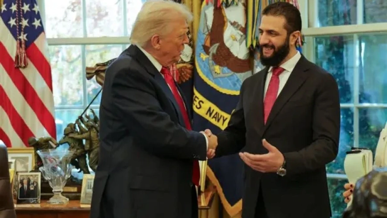 Presidenti sirian zhvillon bisedë telefonike me Trumpin, i kërkon heqjen e plotë të sanksioneve