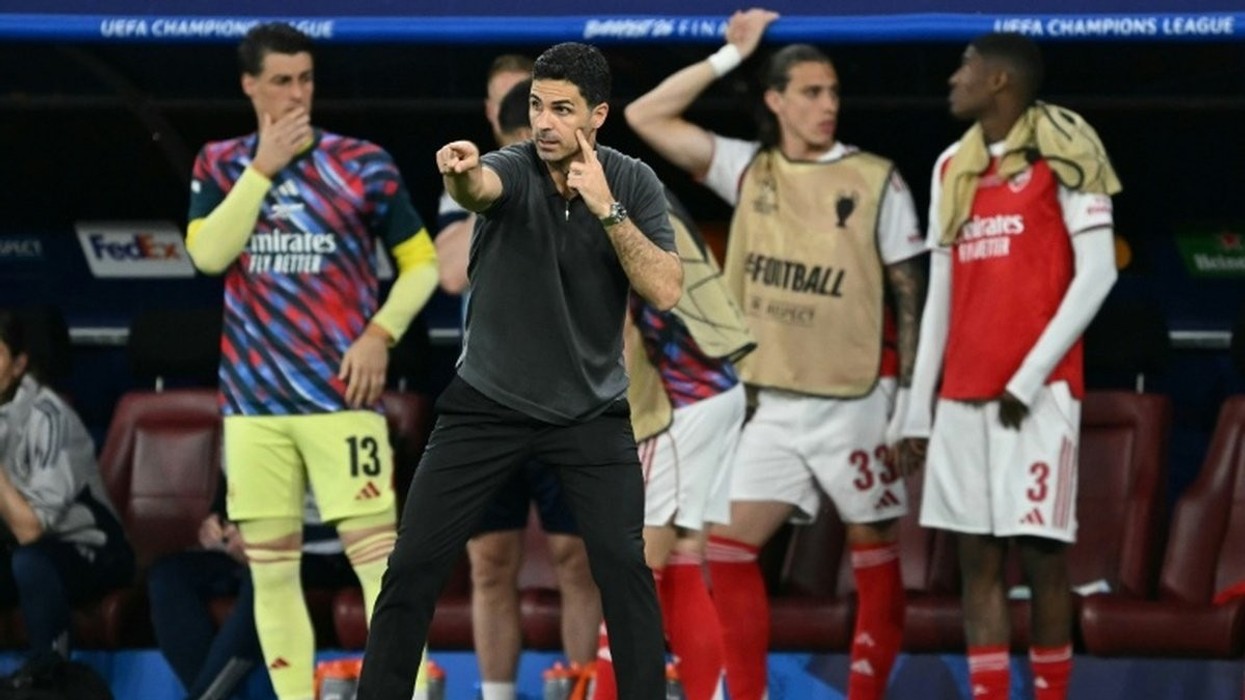 Katër largime dhe blerje të bujshme, Arteta i bën kërkesë klubit për një verë të nxehtë