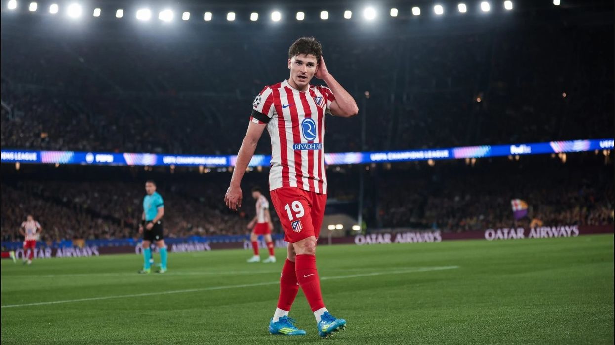 Atletico Madrid vendos çmimin për Julian Alvarez, refuzon ofertën prej 100 milionë eurosh Atletico Madrid vendos çmimin për Julian Alvarez, refuzon ofertën prej 100 milionë eurosh