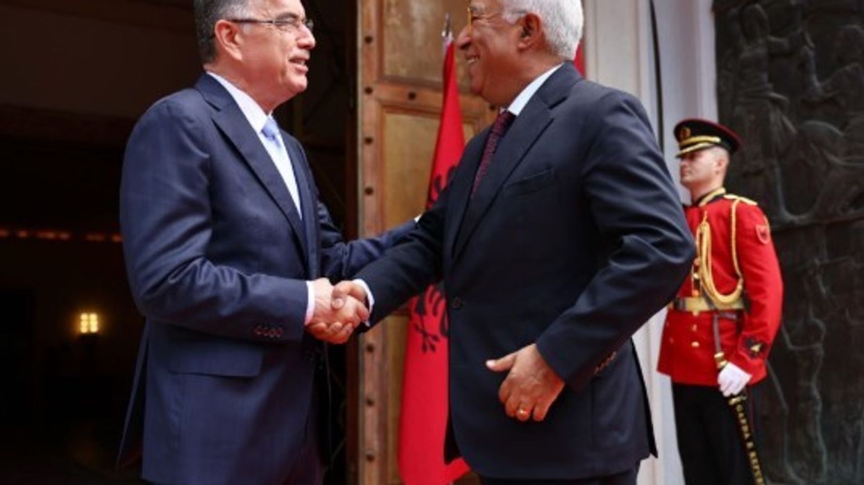 Antonio Costa në Shqipëri, pamje nga takimi me presidentin Begaj Antonio Costa në Shqipëri, pamje nga takimi me presidentin Begaj