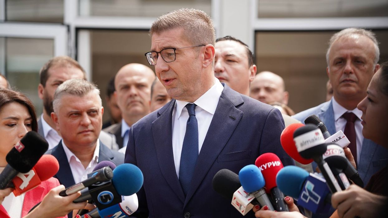 Mickoski: Javën e ardhshme do të shqyrtojmë propozimin për provimin e jurisprudencës në gjuhën shqipe Mickoski: Javën e ardhshme do të shqyrtojmë propozimin për provimin e jurisprudencës në gjuhën shqipe