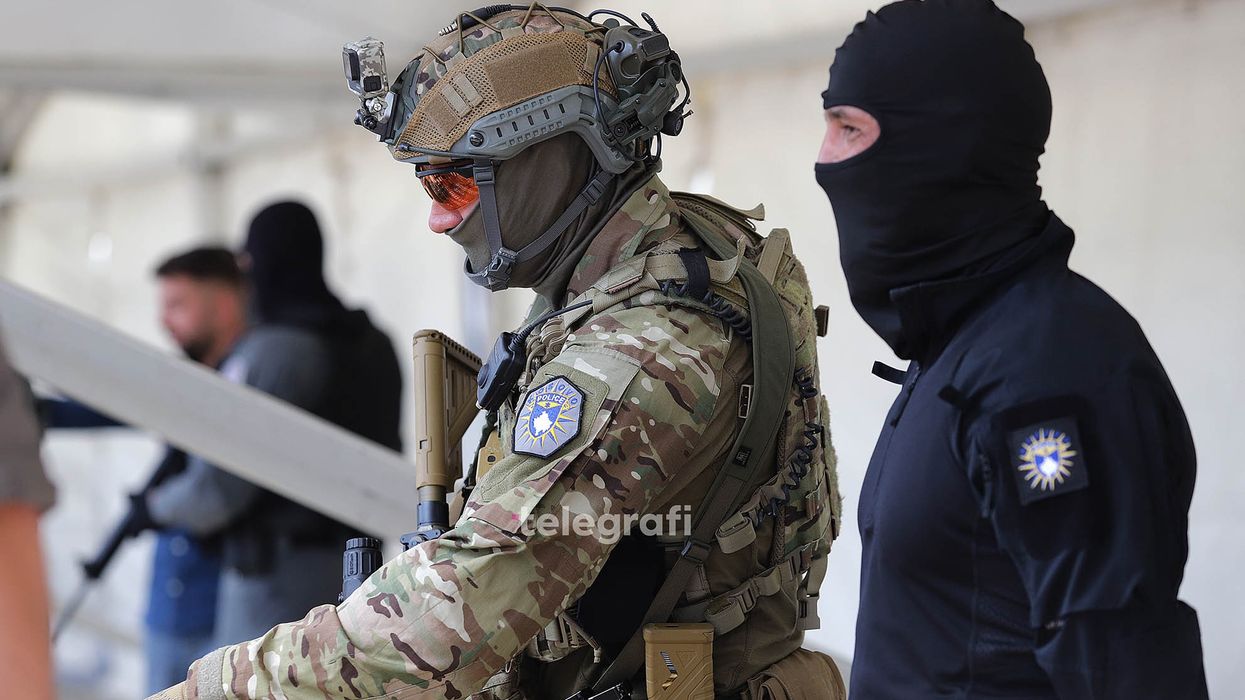 Orët shtesë për policinë dhe kushtet në kampin “Enver Zymberi”, Sveçla jep sqarime në konferencë Orët shtesë për policinë dhe kushtet në kampin “Enver Zymberi”, Sveçla jep sqarime në konferencë