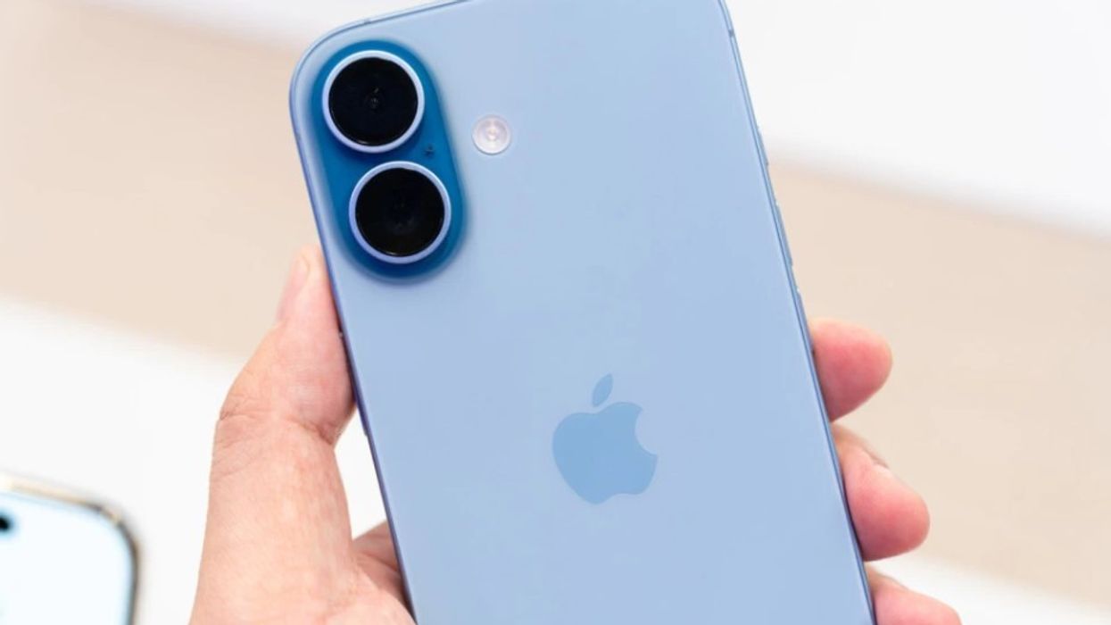Apple lëshon iOS e ri, zgjidh një problem serioz me karikimin në iPhone 17 dhe iPhone Air Apple lëshon iOS e ri, zgjidh një problem serioz me karikimin në iPhone 17 dhe iPhone Air