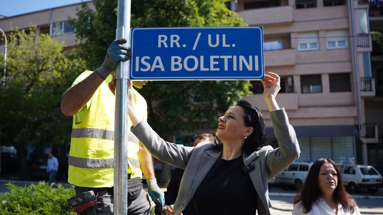 Reagon Pacolli, mbron riemërtimin e rrugëve në Mitrovicën e Veriut: Veriu është pjesë e Republikës së Kosovës