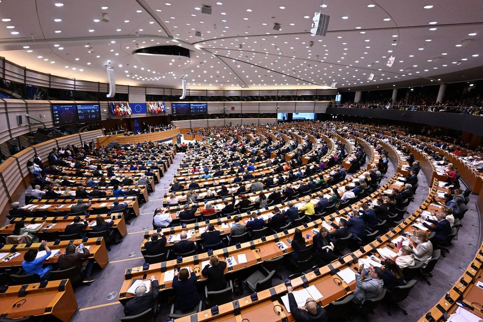 Komiteti i PE-së: Kriza politike në Kosovë mund të rezultojë me humbje financiare