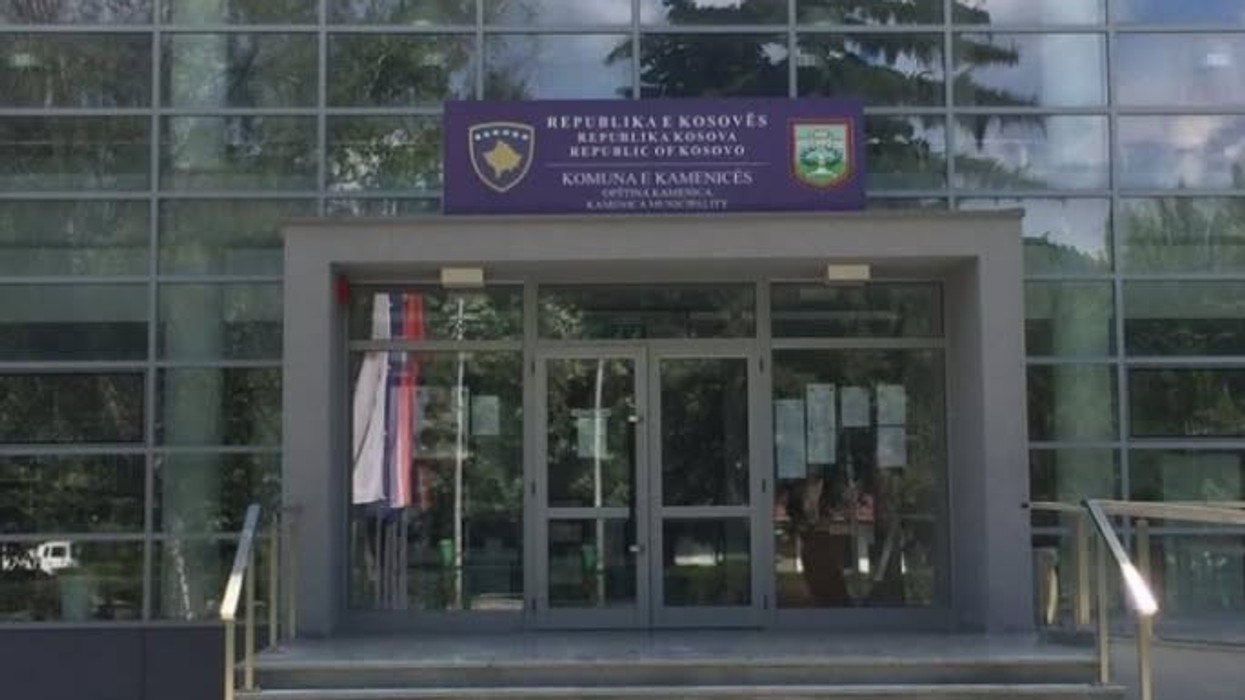 Komuna e Kamenicës njofton shpërndarjen e pakove “Baby-Box”