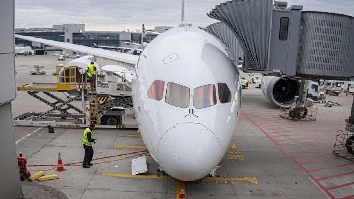 Aeroplani i Lufthansa në Frankfurt përfundoi me hundën në tokë