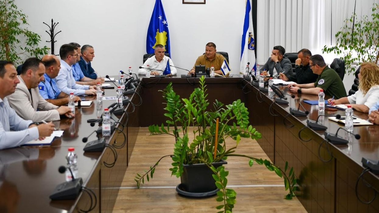 Policia e Kosovës shton masat për mbarëvajtjen e zgjedhjeve të 7 qershorit Policia e Kosovës shton masat për mbarëvajtjen e zgjedhjeve të 7 qershorit