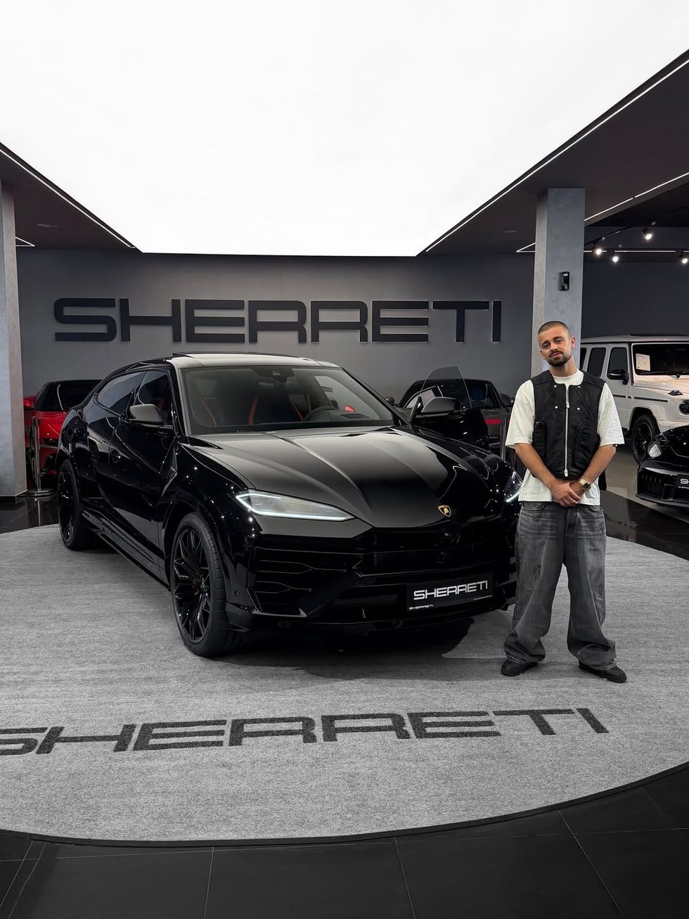 Edon Zhegrova bëhet me Lamborghini të ri nga Auto Sherreti